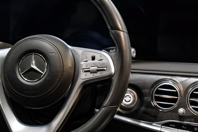 Used 2018 Mercedes-Benz S 560 4MATIC Sedan image 21