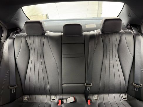 Used 2020 Mercedes-Benz E 350 E 350 4MATIC Sedan w/ Parking Assistance Package image 34