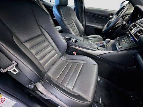 Used 2016 Lexus IS 200t w/ F Sport Package RWD image 15