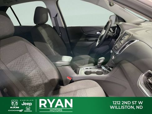Used 2024 Chevrolet Equinox LT AWD/4WD image 29