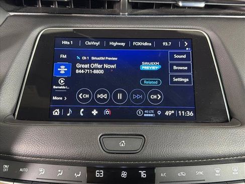 Used 2023 Cadillac XT4 Premium Luxury FWD image 29