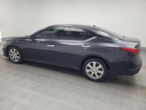 Used 2019 Nissan Altima 2.5 SV FWD image 3