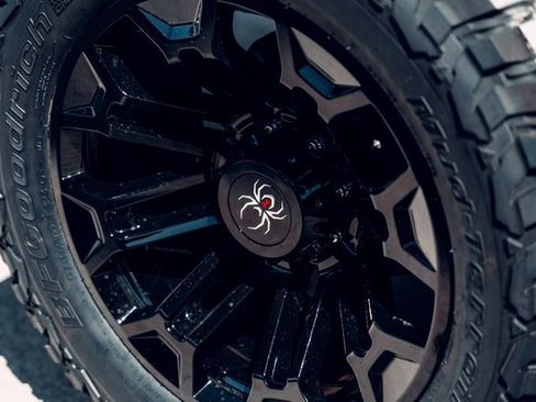 New 2026 Ford F250 Lariat w/ Black Appearance Package image 14