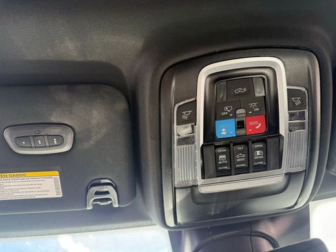 New 2026 RAM 2500 Laramie AWD/4WD image 8