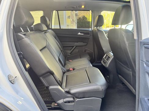 Used 2018 Volkswagen Atlas SEL w/ R-Line Package image 20