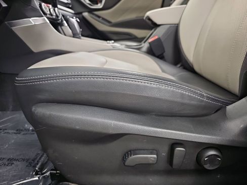 Used 2024 Subaru Forester Limited AWD/4WD image 32