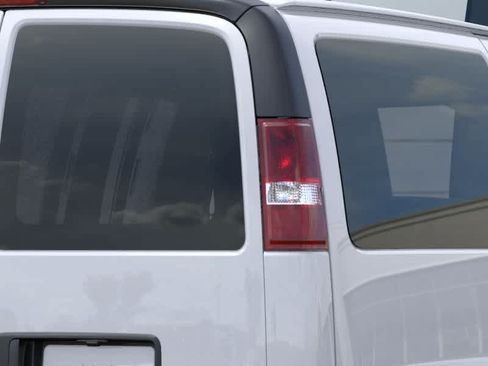 New 2026 GMC Savana 2500 w/ Driver Convenience Package RWD image 11