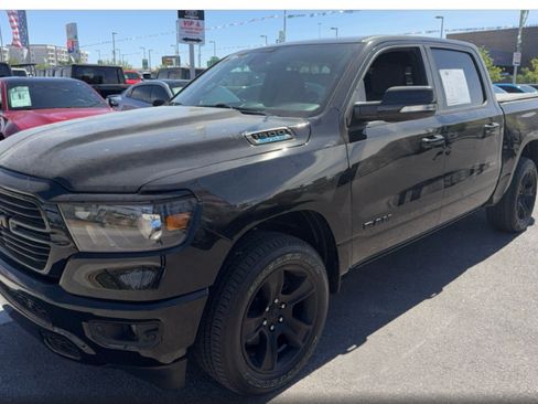 Used 2021 RAM 1500 Big Horn AWD/4WD image 3