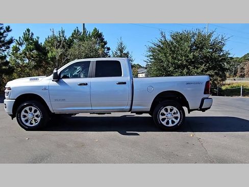 New 2026 RAM 2500 Big Horn AWD/4WD image 26