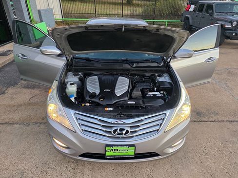 Used 2012 Hyundai Azera Base 4dr Sedan image 54