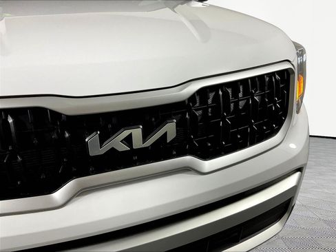 Used 2025 Kia Telluride EX FWD image 34