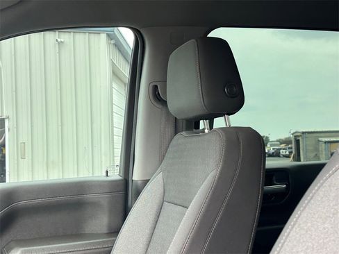 Used 2022 Chevrolet Silverado 2500 LT w/ Convenience Package image 12