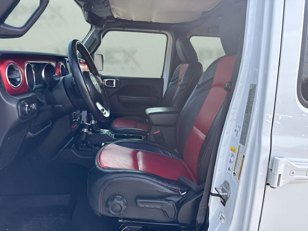 Used 2018 Jeep Wrangler Unlimited Rubicon AWD/4WD image 9