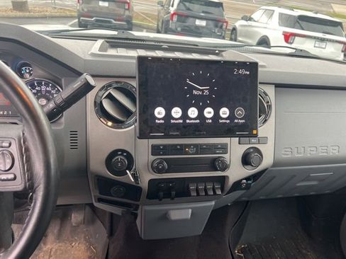 Used 2015 Ford F250 XLT w/ XLT Value Package image 7