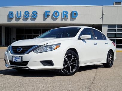 Used 2016 Nissan Altima 2.5 S w/ Power Driver Seat Package
