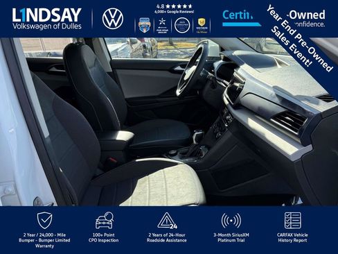 Certified 2022 Volkswagen Taos SE image 13