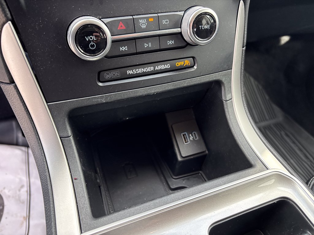 Used 2024 Ford Edge SEL w/ Convenience Package AWD/4WD image 19