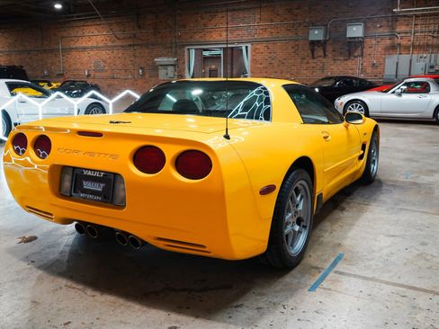 Used 2002 Chevrolet Corvette Z06 w/ Memory Pkg RWD image 15