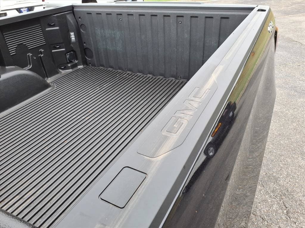 Used 2024 GMC Sierra 1500 Elevation AWD/4WD image 13
