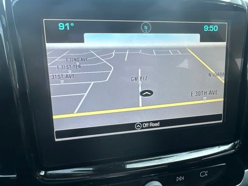 Used 2019 Chevrolet Traverse Premier w/ Redline Edition FWD image 18