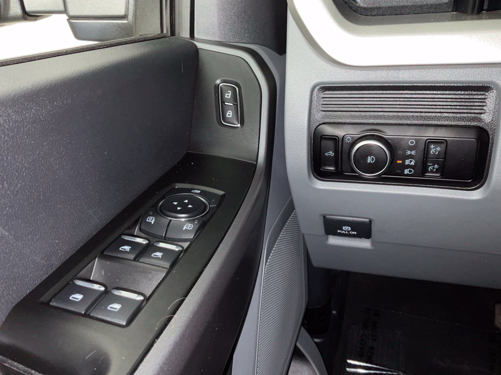 Certified 2025 Ford F350 XLT AWD/4WD image 19