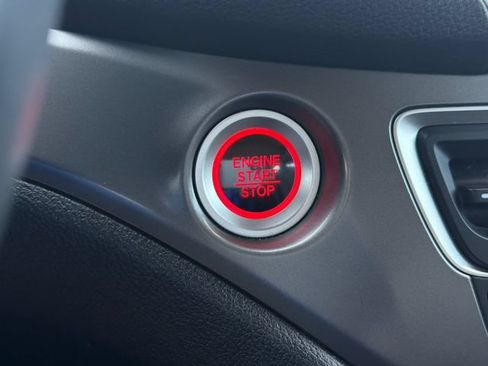 Used 2022 Honda Pilot Special Edition image 23