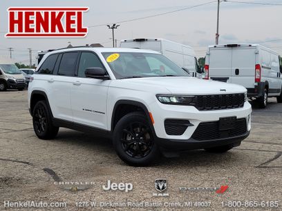 Used 2024 Jeep Grand Cherokee Altitude