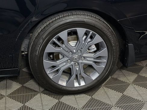Used 2026 Honda Odyssey Touring image 13