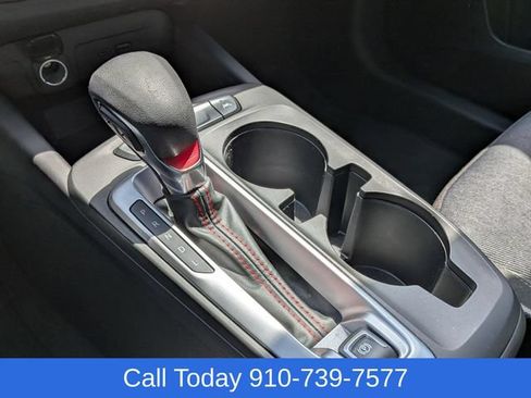 Used 2024 Chevrolet Trax RS FWD image 26