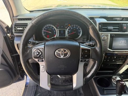 Used 2014 Toyota 4Runner Limited AWD/4WD image 16