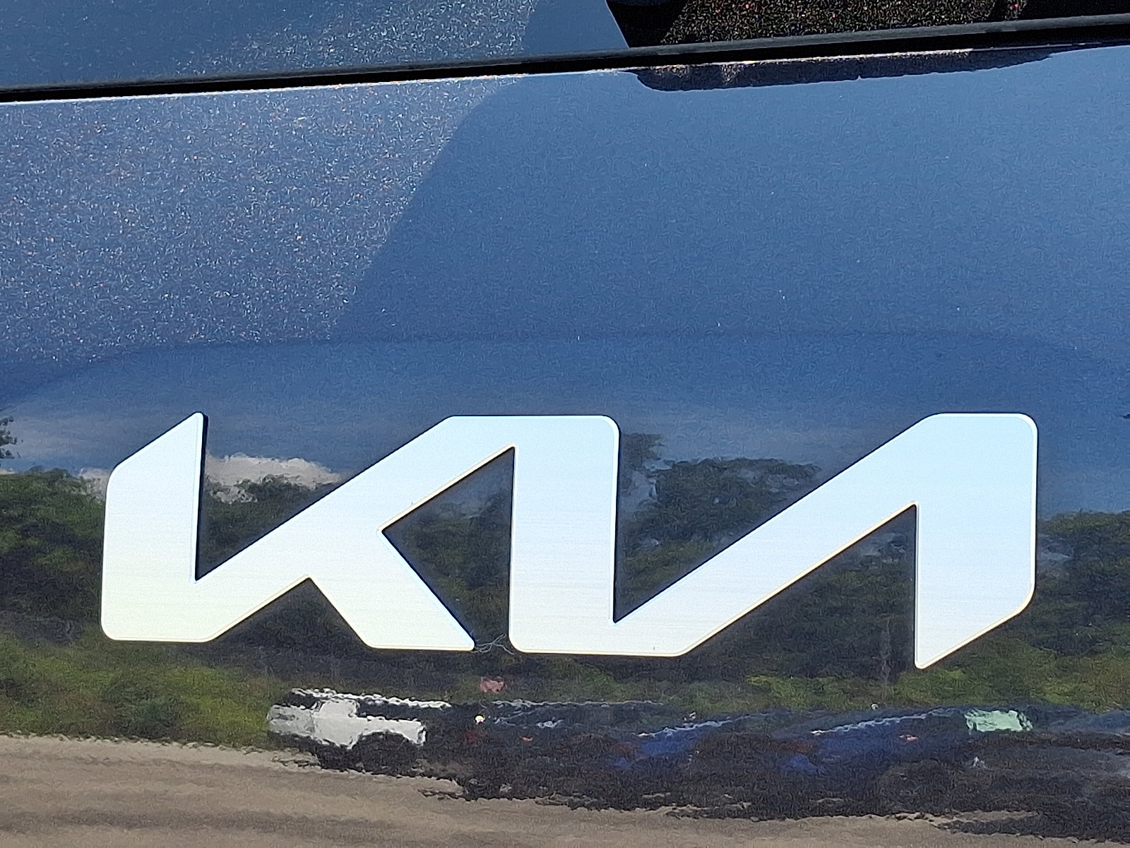 Used 2025 Kia Telluride EX w/ EX Captain's Chair Package AWD/4WD image 31