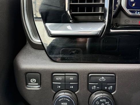 Used 2024 Chevrolet Silverado 1500 RST image 58