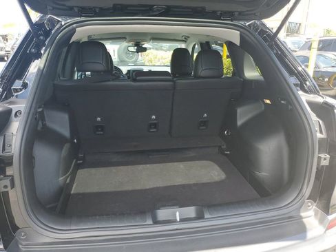 Used 2021 Jeep Cherokee Latitude Lux image 12