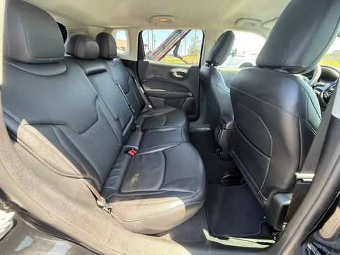 Used 2021 Jeep Compass Limited AWD/4WD image 10