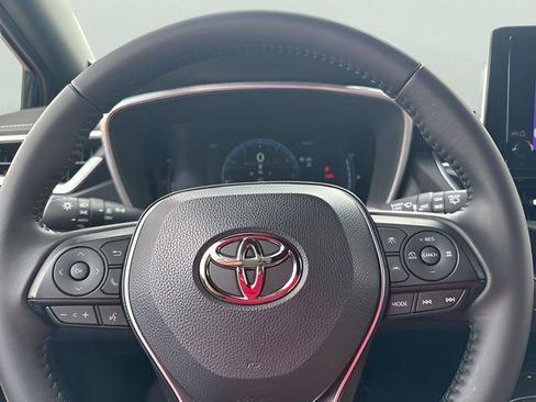 Used 2025 Toyota Corolla XSE FWD image 23