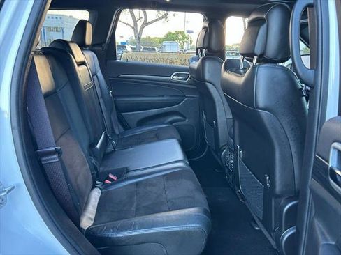 Certified 2021 Jeep Grand Cherokee Laredo X image 37