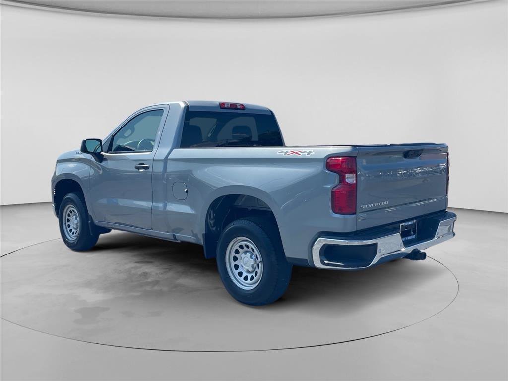 Used 2026 Chevrolet Silverado 1500 W/T w/ WT Safety Package AWD/4WD image 5