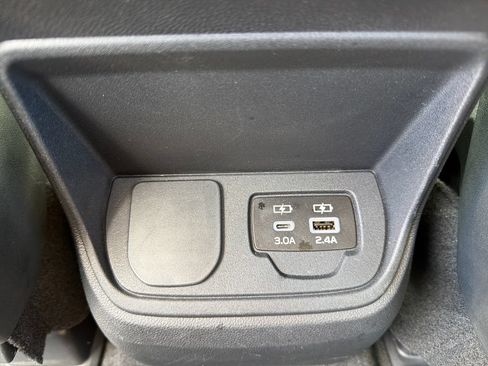 Used 2024 Subaru Ascent 8-Passenger AWD/4WD image 23