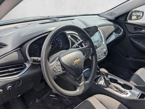 Used 2023 Chevrolet Malibu LT FWD image 10