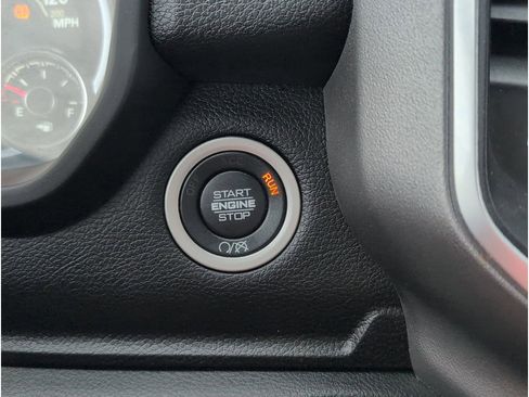 Used 2024 RAM 2500 Big Horn w/ Bed Utility Group image 20