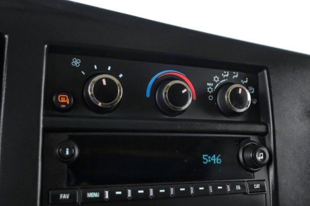Used 2023 Chevrolet Express 2500 RWD image 25