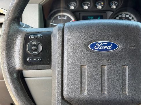 Used 2013 Ford F250 XLT AWD/4WD image 16