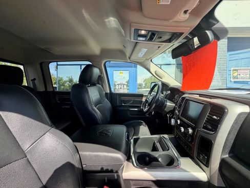 Used 2017 RAM 1500 Laramie AWD/4WD image 33