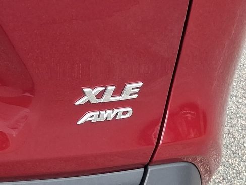 Certified 2025 Toyota RAV4 XLE AWD/4WD image 33