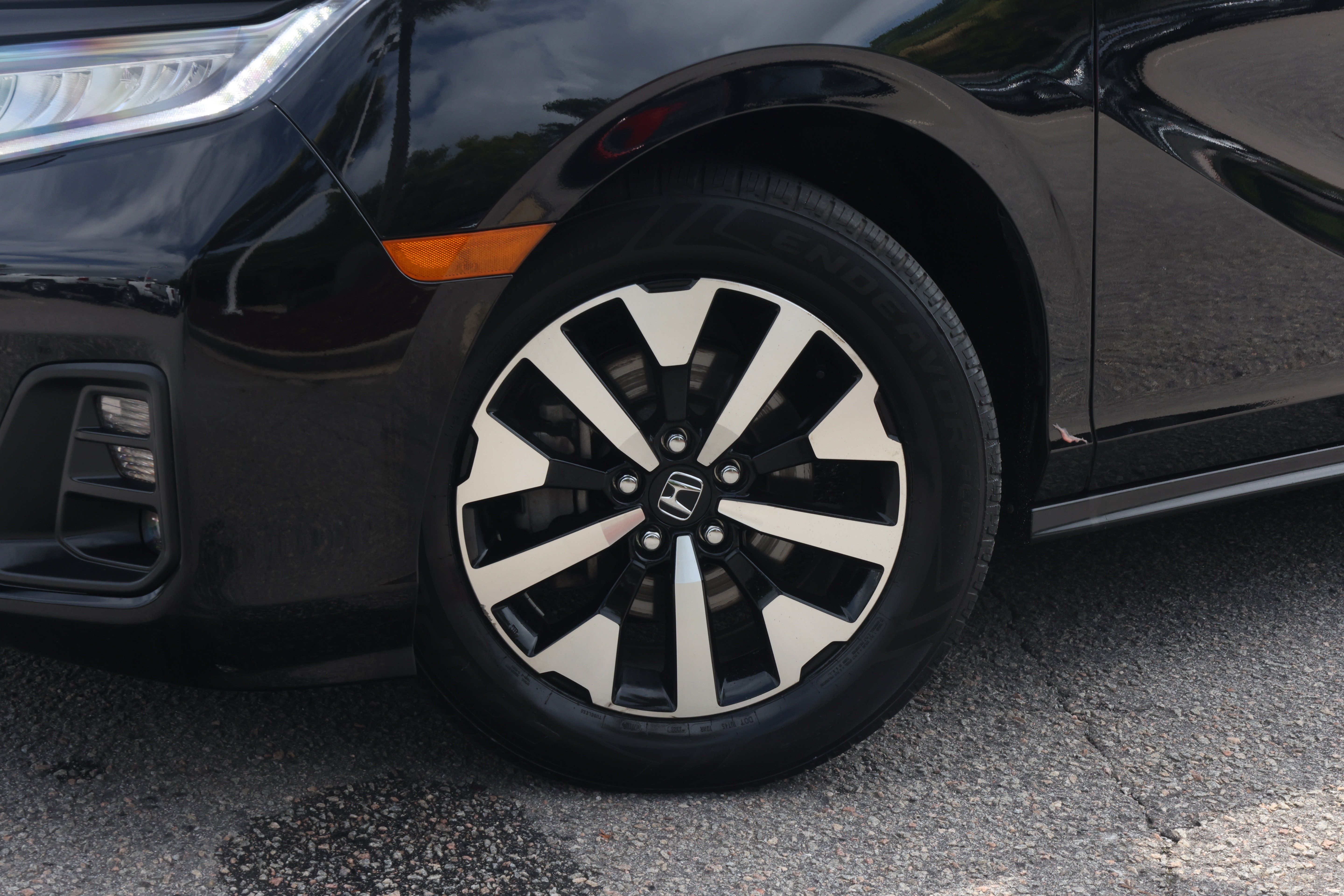 Used 2025 Honda Odyssey EX-L image 27