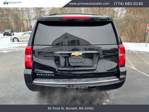 Used 2015 Chevrolet Suburban LTZ image 6