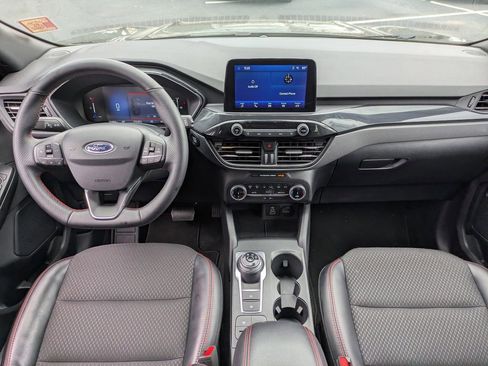 Used 2025 Ford Escape ST-Line image 14