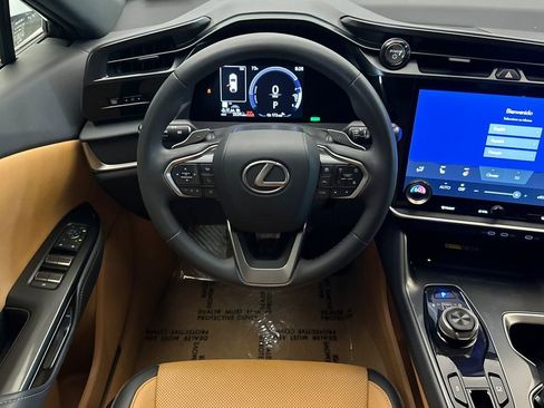 Certified 2025 Lexus RZ 300e FWD image 14