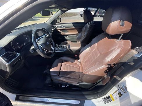 Used 2022 BMW 430i Convertible w/ Premium Package image 15