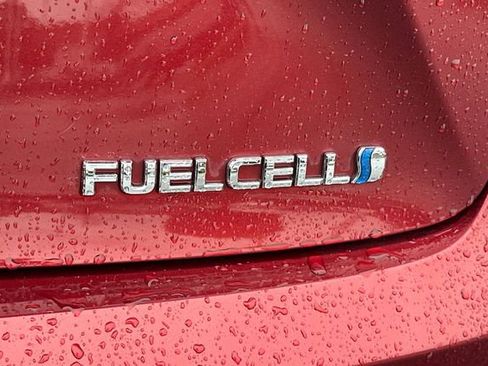 Used 2019 Toyota Mirai image 30